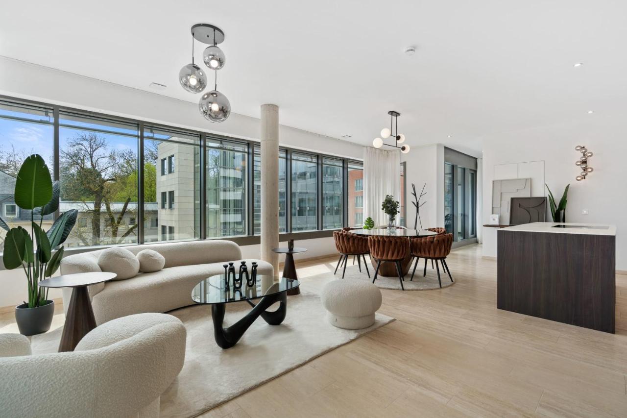 Elegant 2Br With Balcony In Heart Of Luxembourg Διαμέρισμα Εξωτερικό φωτογραφία