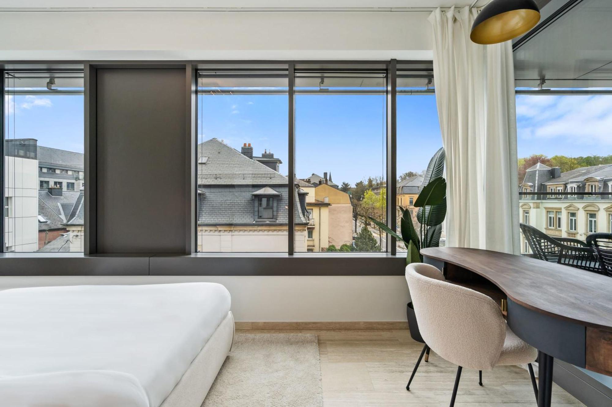 Elegant 2Br With Balcony In Heart Of Luxembourg Διαμέρισμα Εξωτερικό φωτογραφία