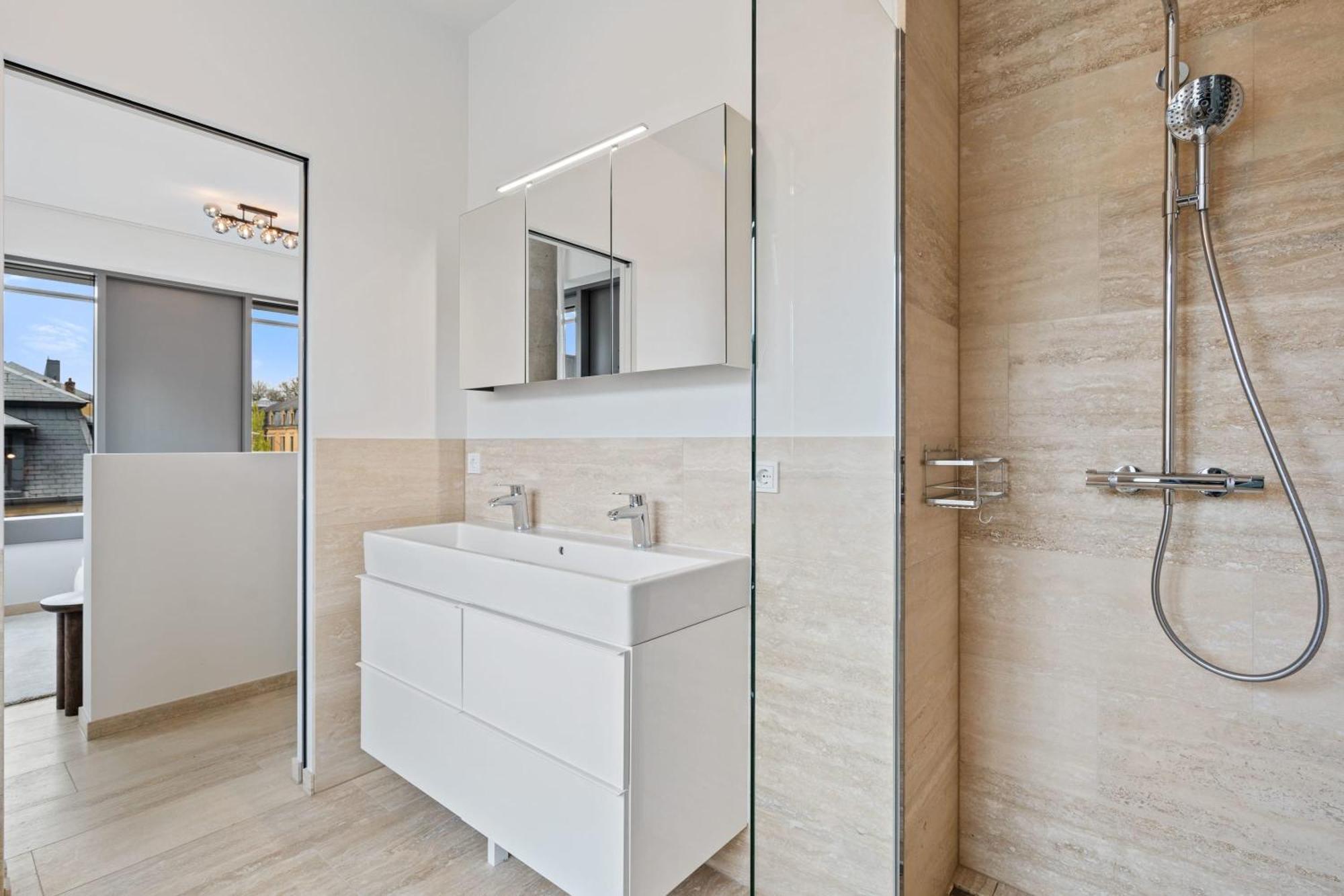 Elegant 2Br With Balcony In Heart Of Luxembourg Διαμέρισμα Εξωτερικό φωτογραφία