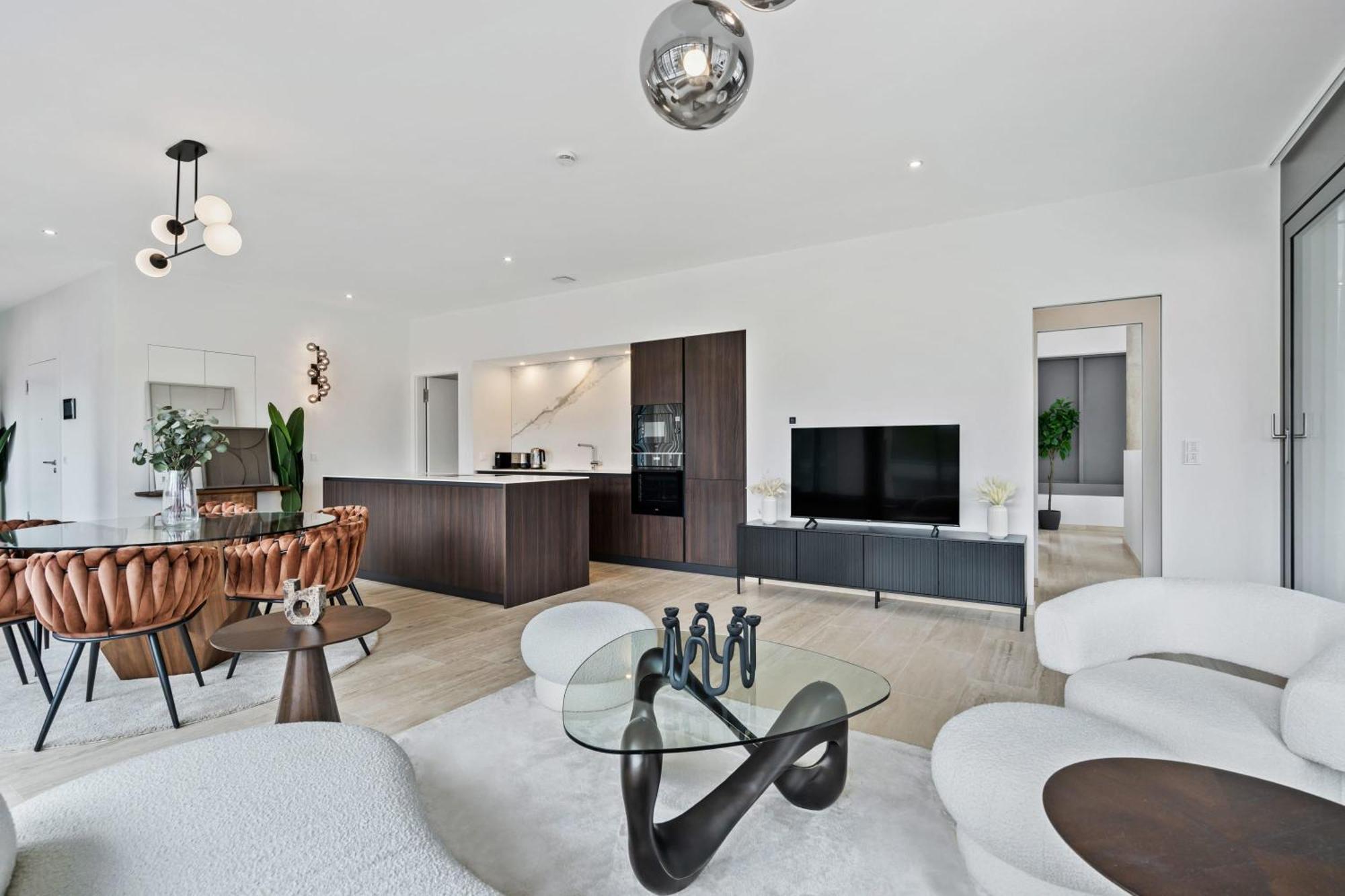 Elegant 2Br With Balcony In Heart Of Luxembourg Διαμέρισμα Εξωτερικό φωτογραφία
